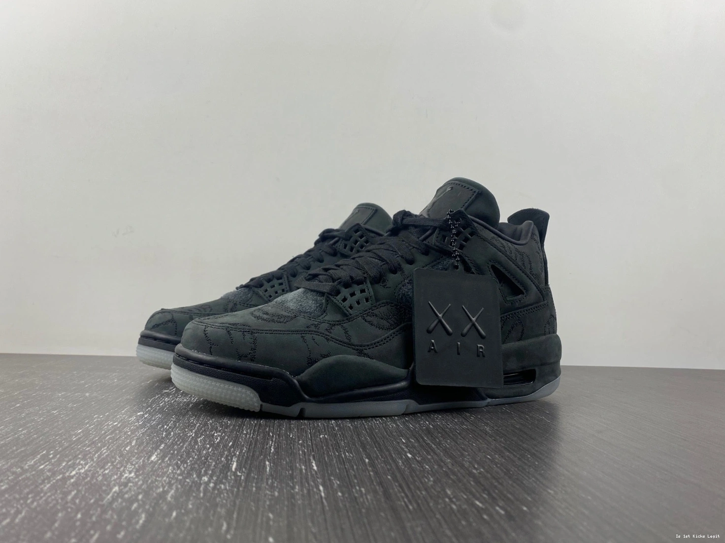 930155 'Black' Retro Air 001 KAWS 4 Jordan x - 0929